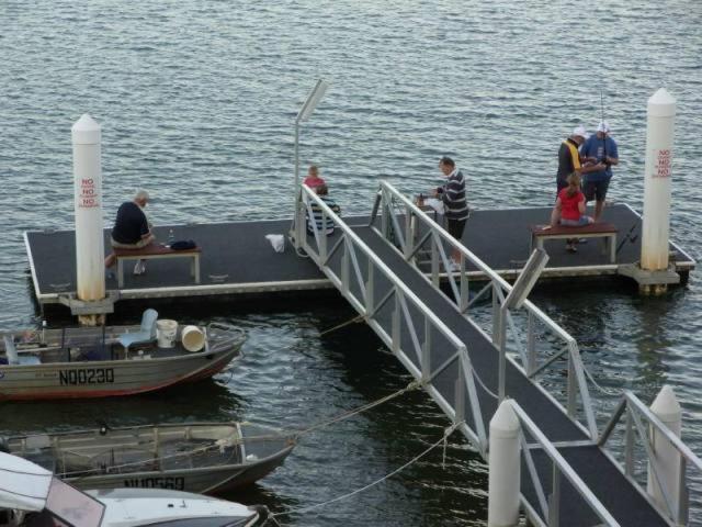 מרוצ'ידור On The River Apartments מראה חיצוני תמונה